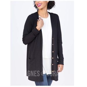 NWT Agnes & Dora Essential Cardigan